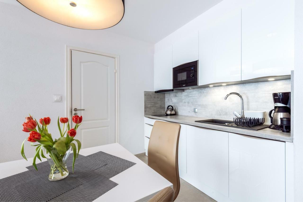 Apartamenty Navigator-Port Kolobřeh Exteriér fotografie